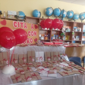 La Biblioteca de Enseñanza Básica organizó un encuentro para tener una “Cita a Ciegas con un Libro”